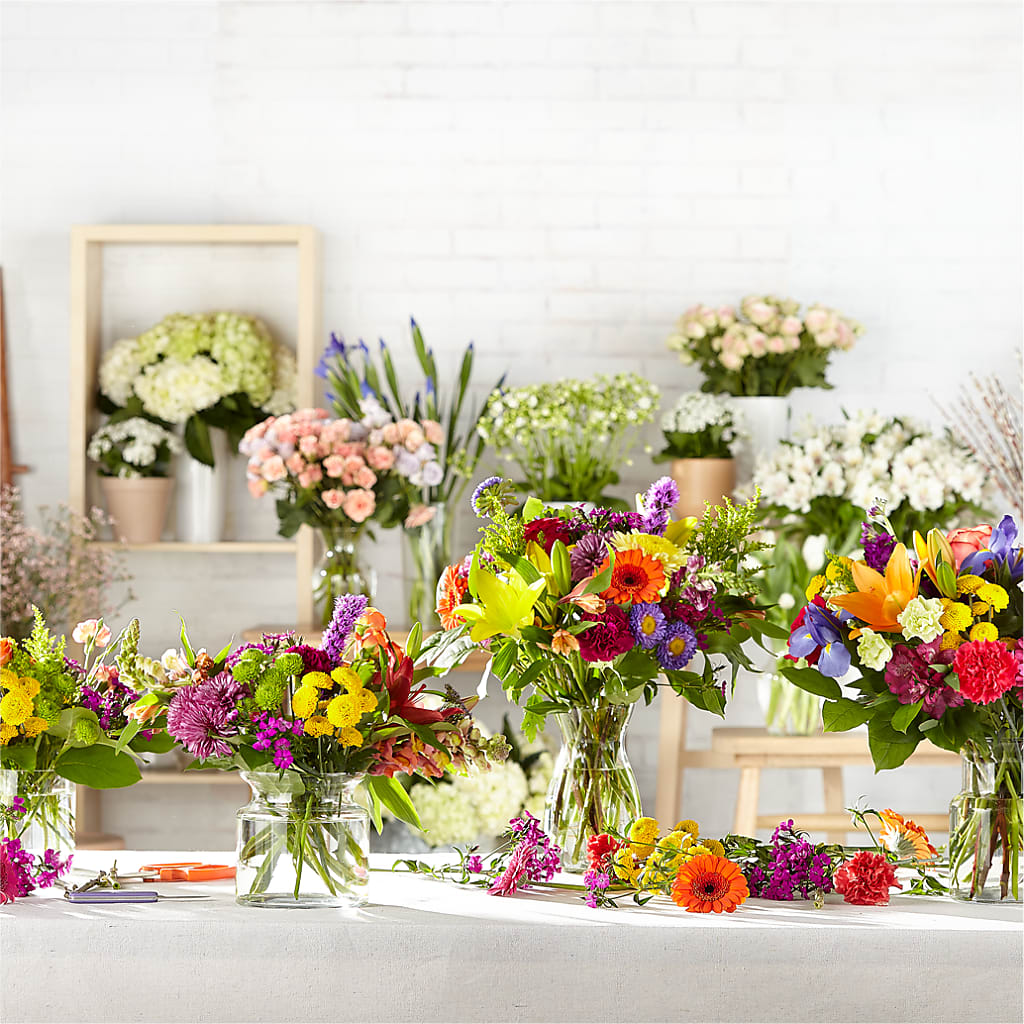 Bold & Bright – A Florist Original – MOLLY'S FLORIST, Mullins SC