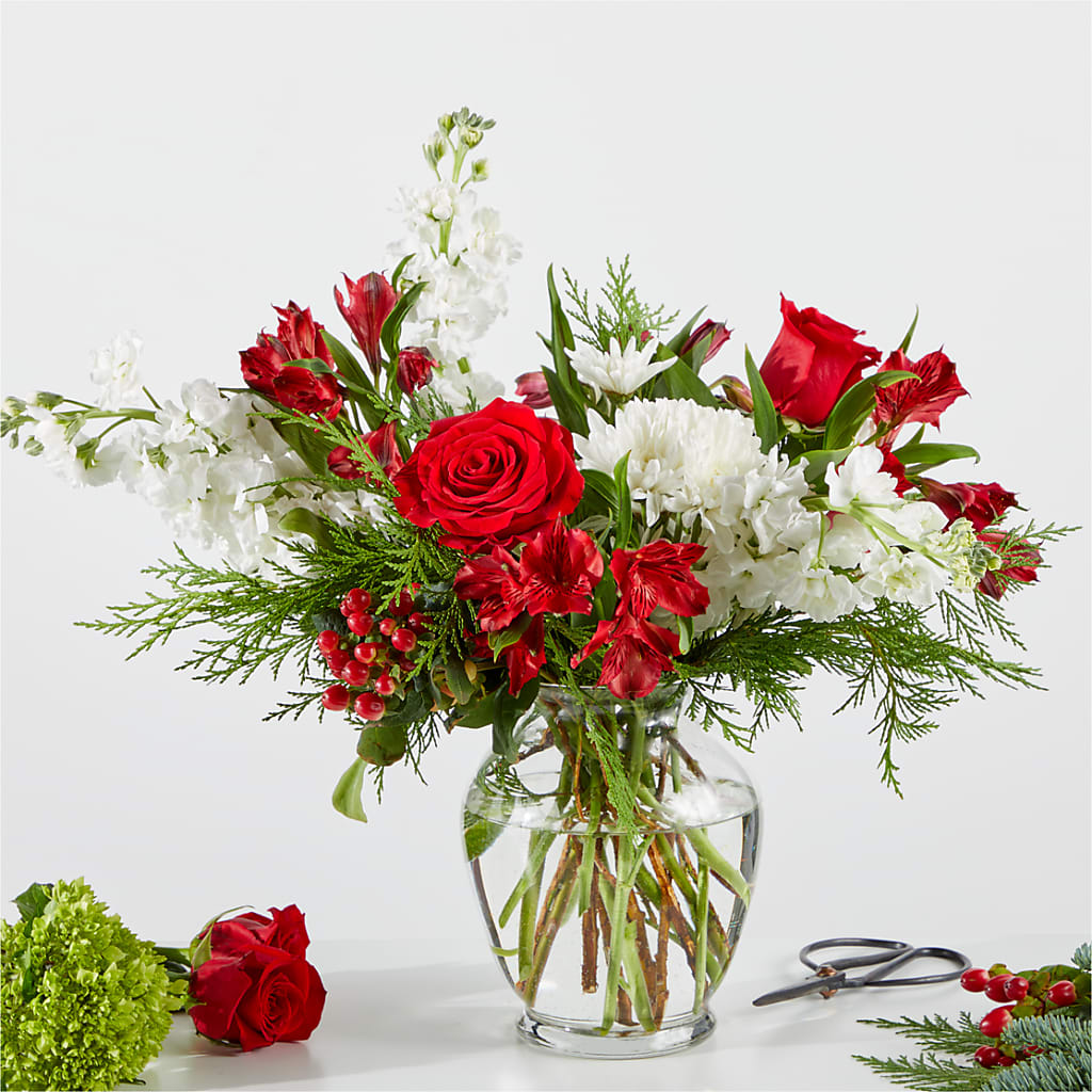 Merry Moment Bouquet – A Florist Original – MOLLY'S FLORIST, Mullins SC
