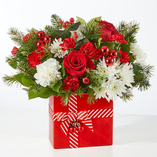 Presents Under the Tree Bouquet – MOLLY'S FLORIST, Mullins SC