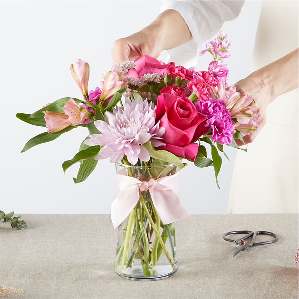 Pink Ribbon - A Florist Original – MOLLY'S FLORIST, Mullins SC