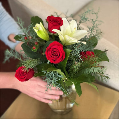 Glittering Lights Bouquet – MOLLY'S FLORIST, Mullins SC