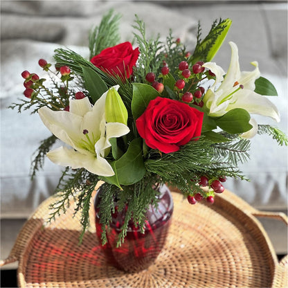 Evergreen Delight Bouquet – MOLLY'S FLORIST, Mullins SC