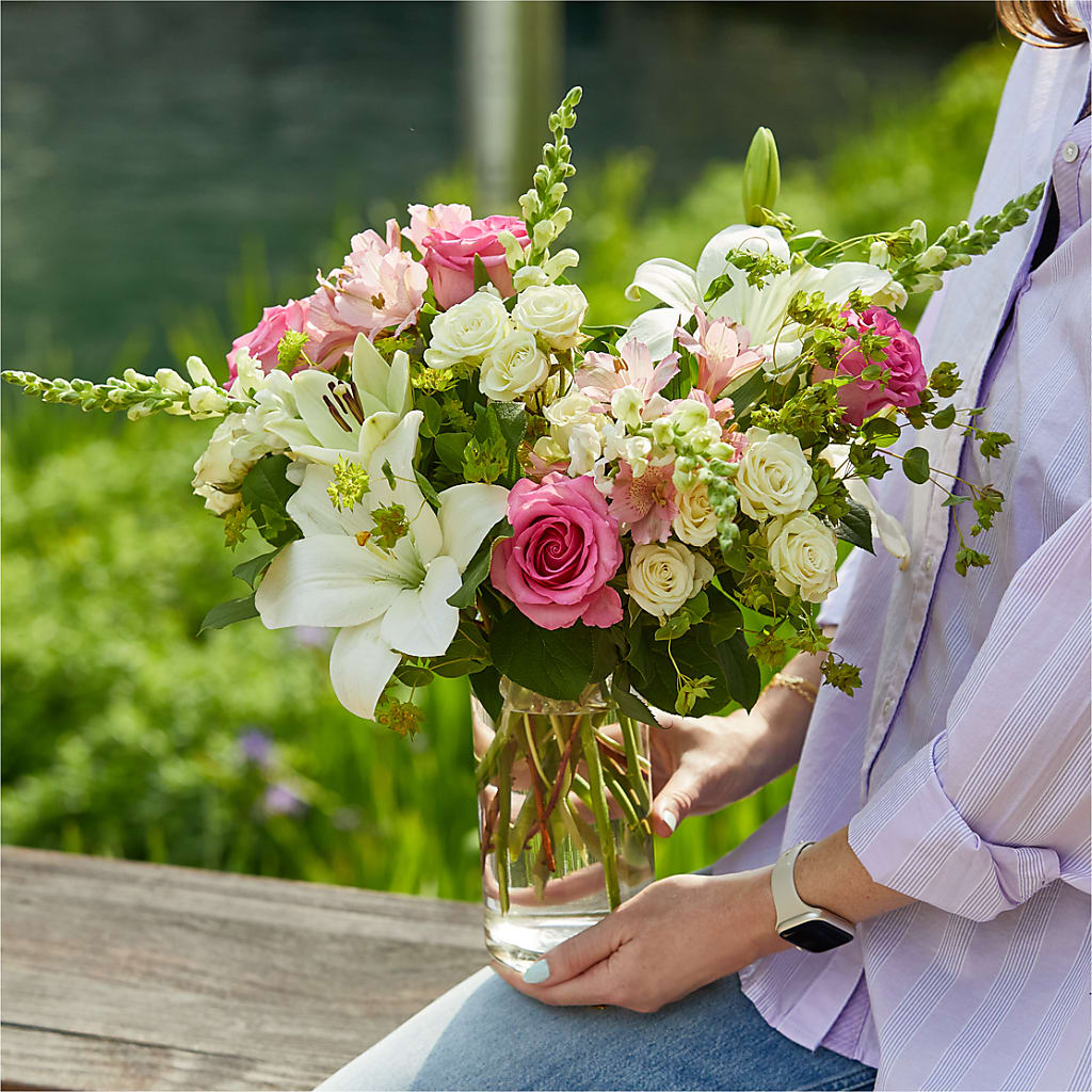 Fondly Bouquet – MOLLY'S FLORIST, Mullins SC